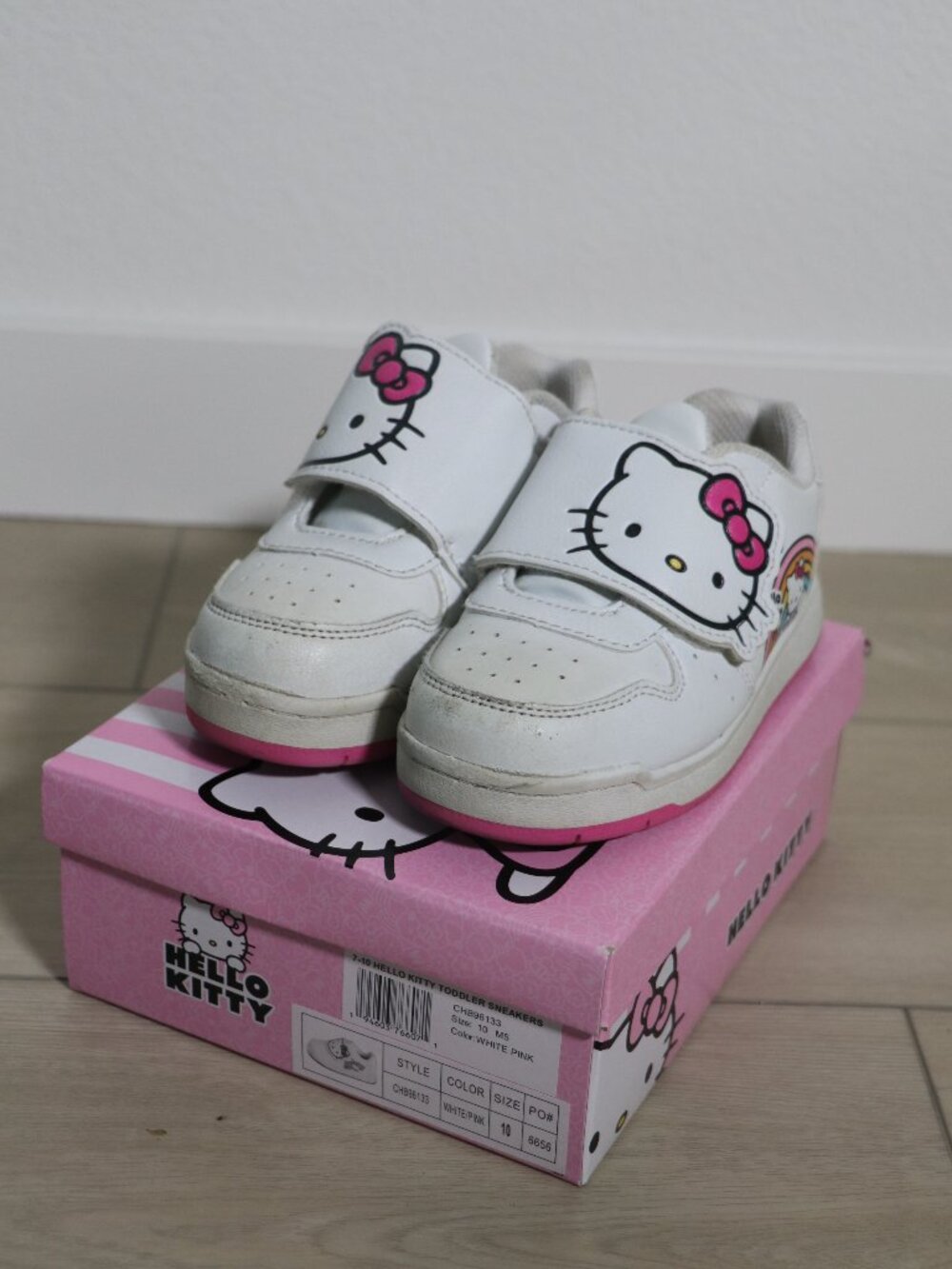 Josmo HELLO KITTY Sneaker Girls - Size 10